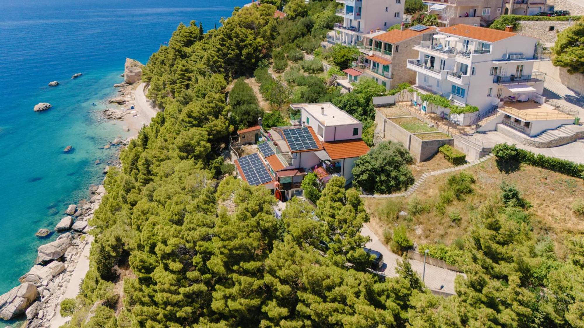 Seaview Apartments Nives Брела Экстерьер фото
