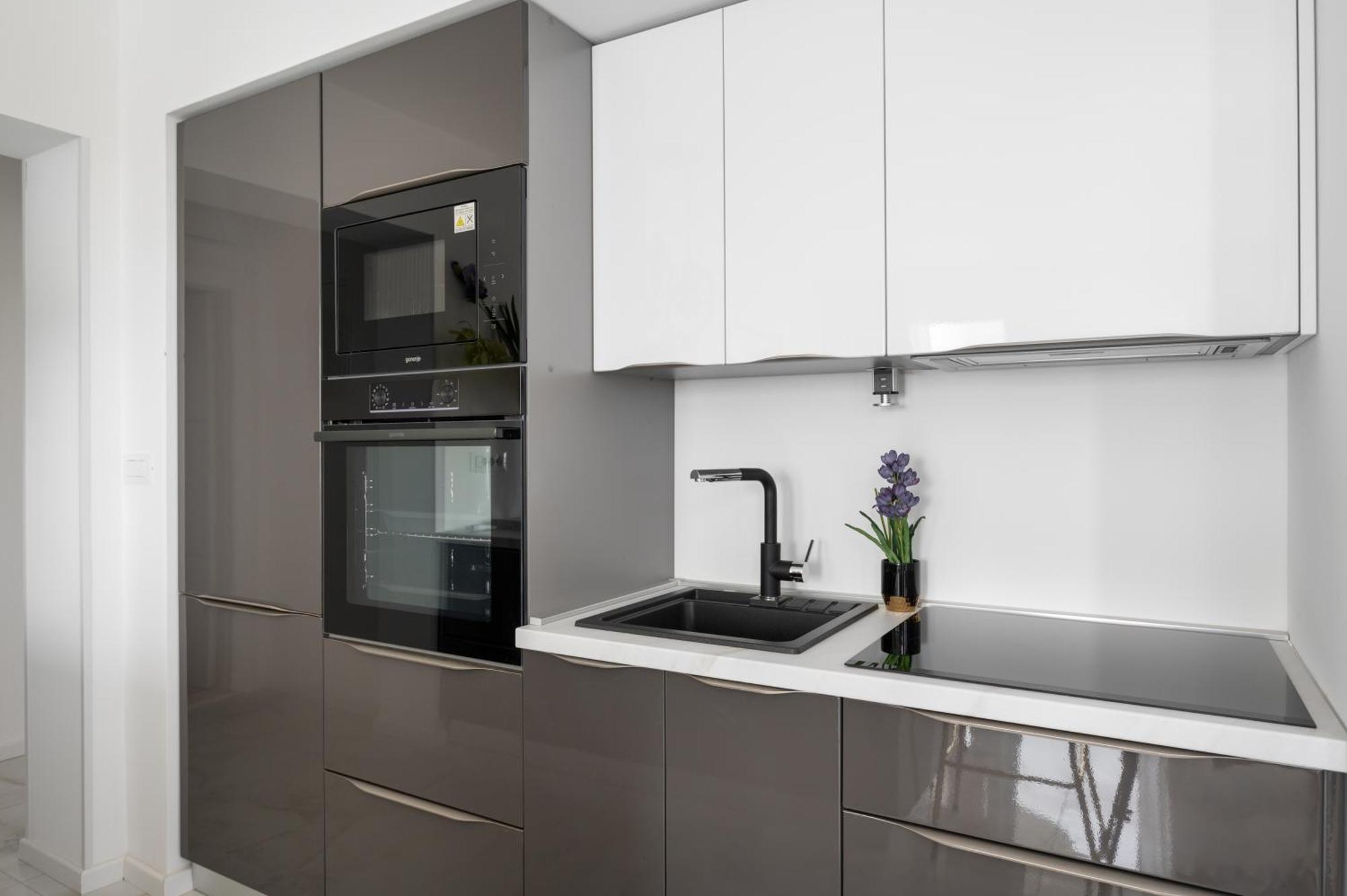 Seaview Apartments Nives Брела Экстерьер фото